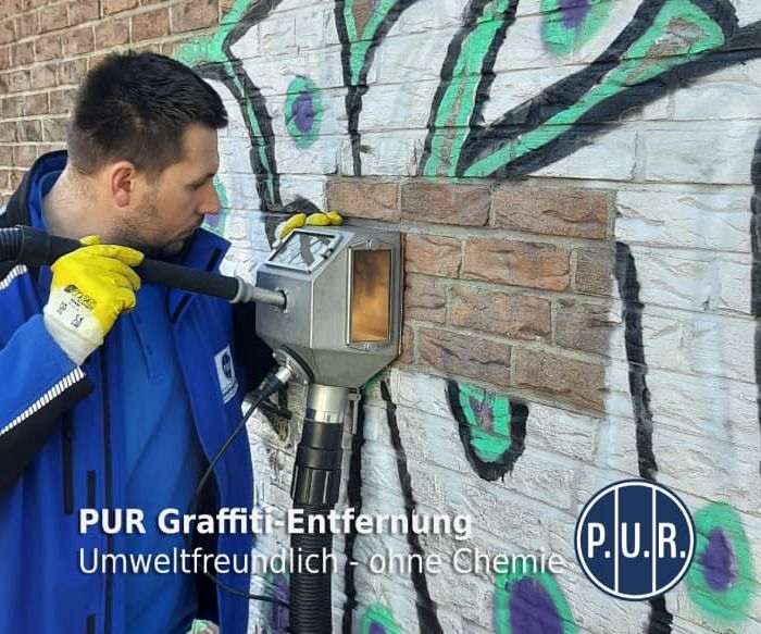 PUR-Graffitientfernung-Klinker-Meerbusch-sml